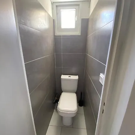 Appartement Lh Appart, A 5 Min De La Gare Equipe